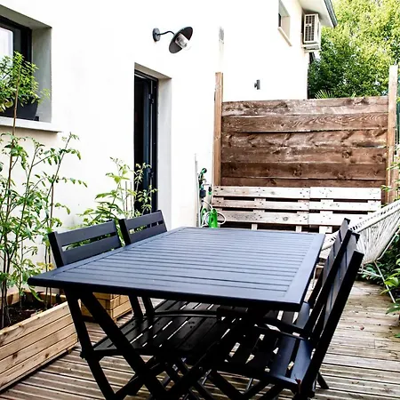 Hotel Spacious House With Garden Bordeaux